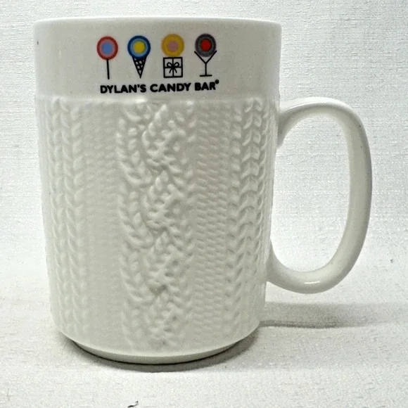 Dylan's Candy‎ Bar Whirly Pop White Cable Sweater Mug - Picture 1 of 4